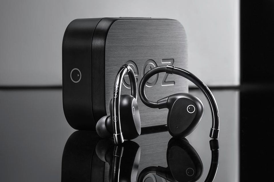 The Next Generation Of Earbuds: EOZ AIR - 1PRCNT